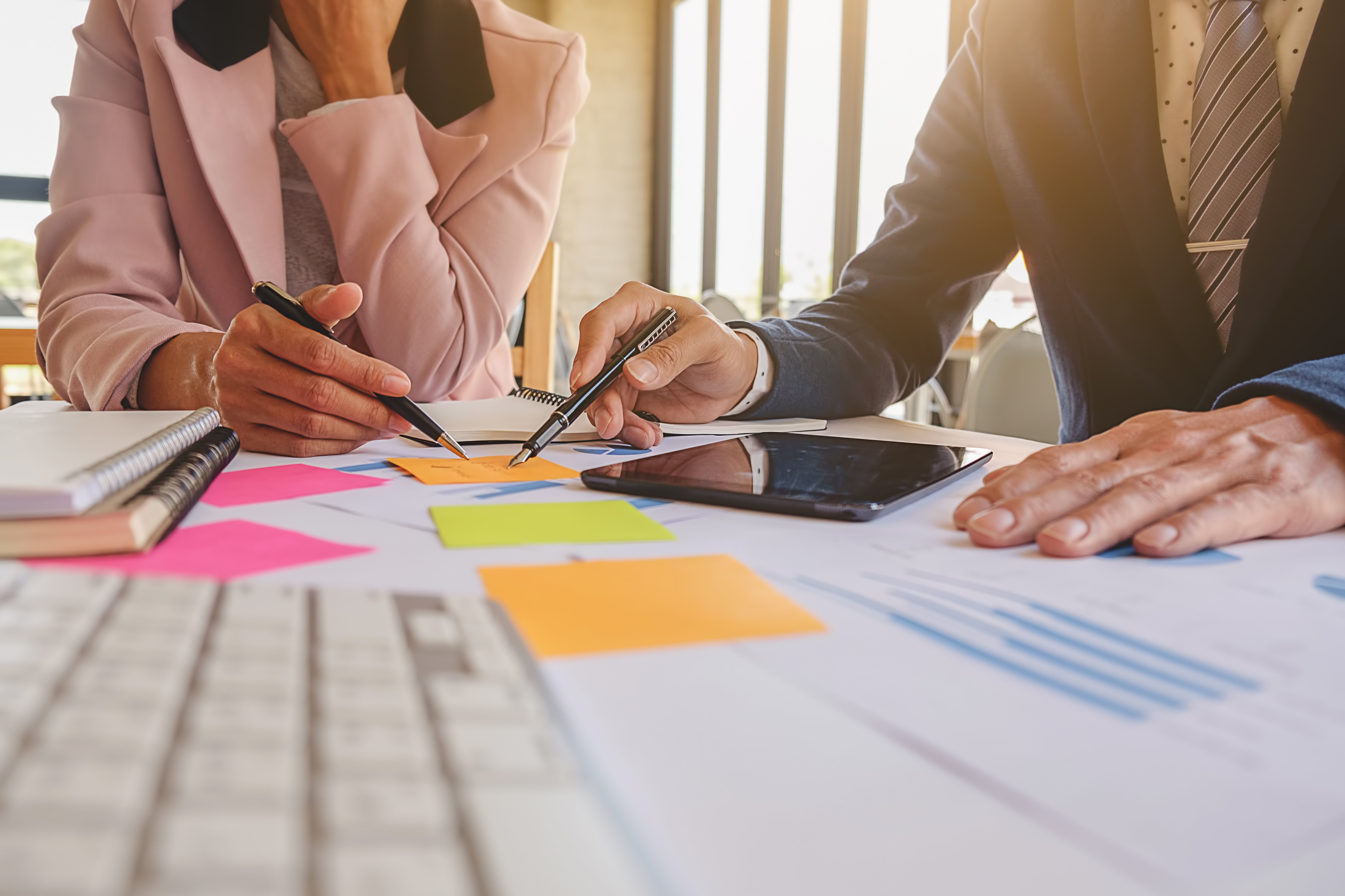 project-explaining-team-female-discussing-financial