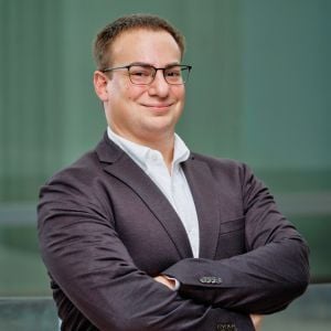 Jeremy Schiff-Headshot_Scaled